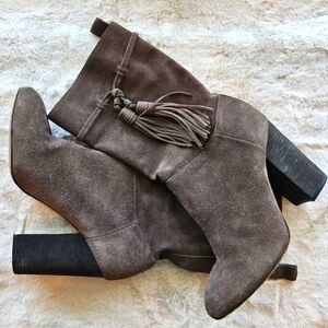 Vince Camuto Fermel Slouch Tassel Boots In Brown Suede, Size 8.5